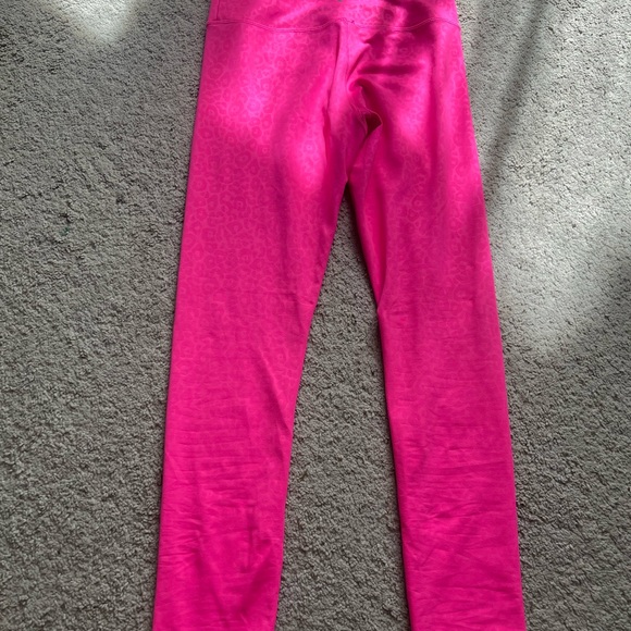Zyia camo bright pink leggings size 4 worn once - Picture 3 of 4
